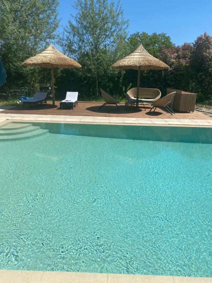 La Bastide Aixoise Avec Piscine Et Jacuzzi Prive Apartment Aix-en-Provence Exterior foto