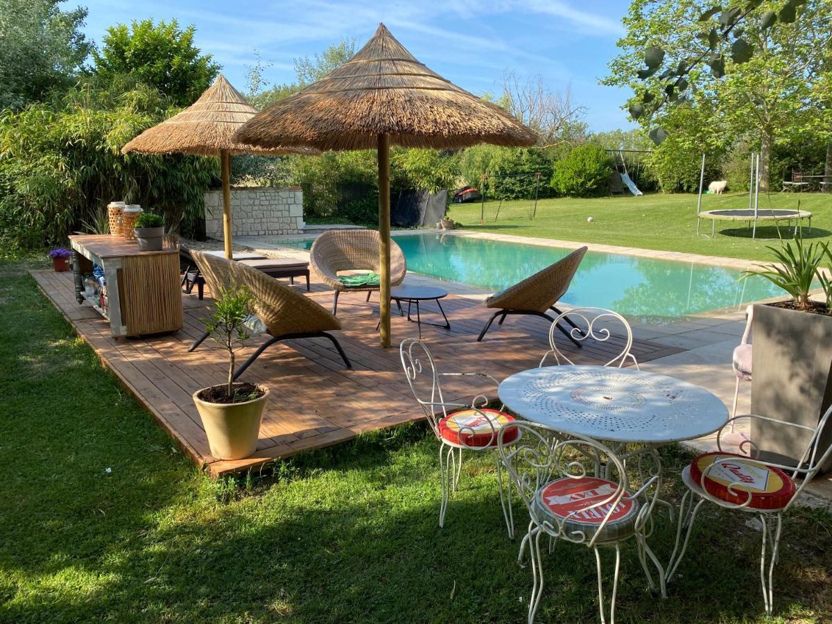 La Bastide Aixoise Avec Piscine Et Jacuzzi Prive Apartment Aix-en-Provence Exterior foto